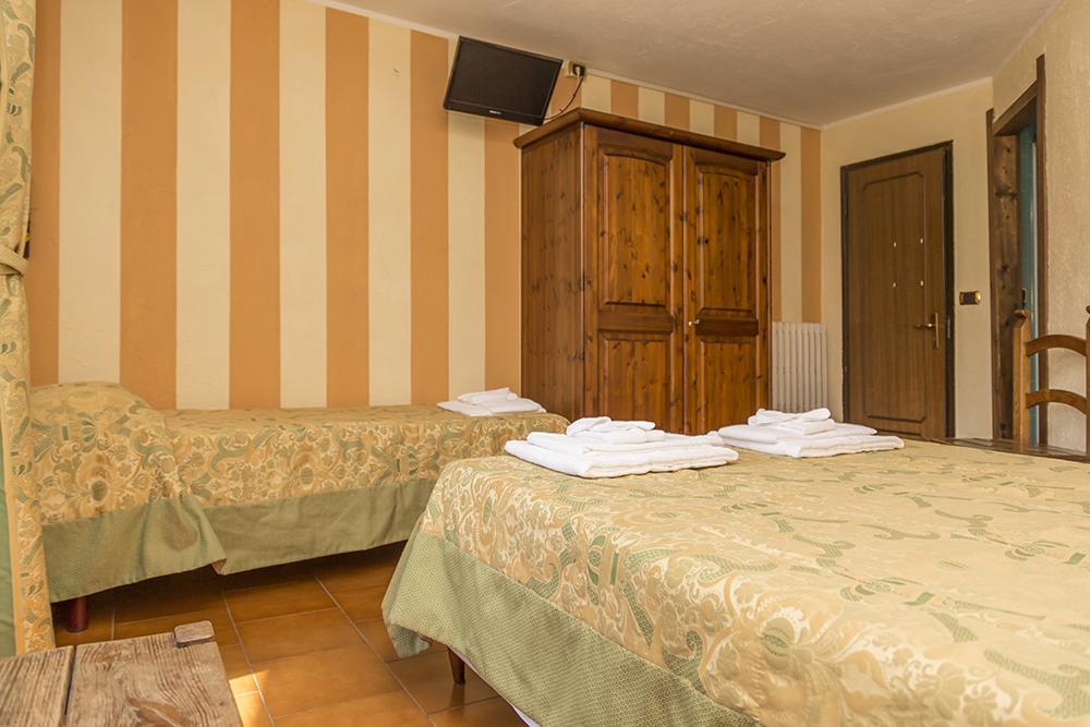 Hotel La Fontaine Oulx Εξωτερικό φωτογραφία